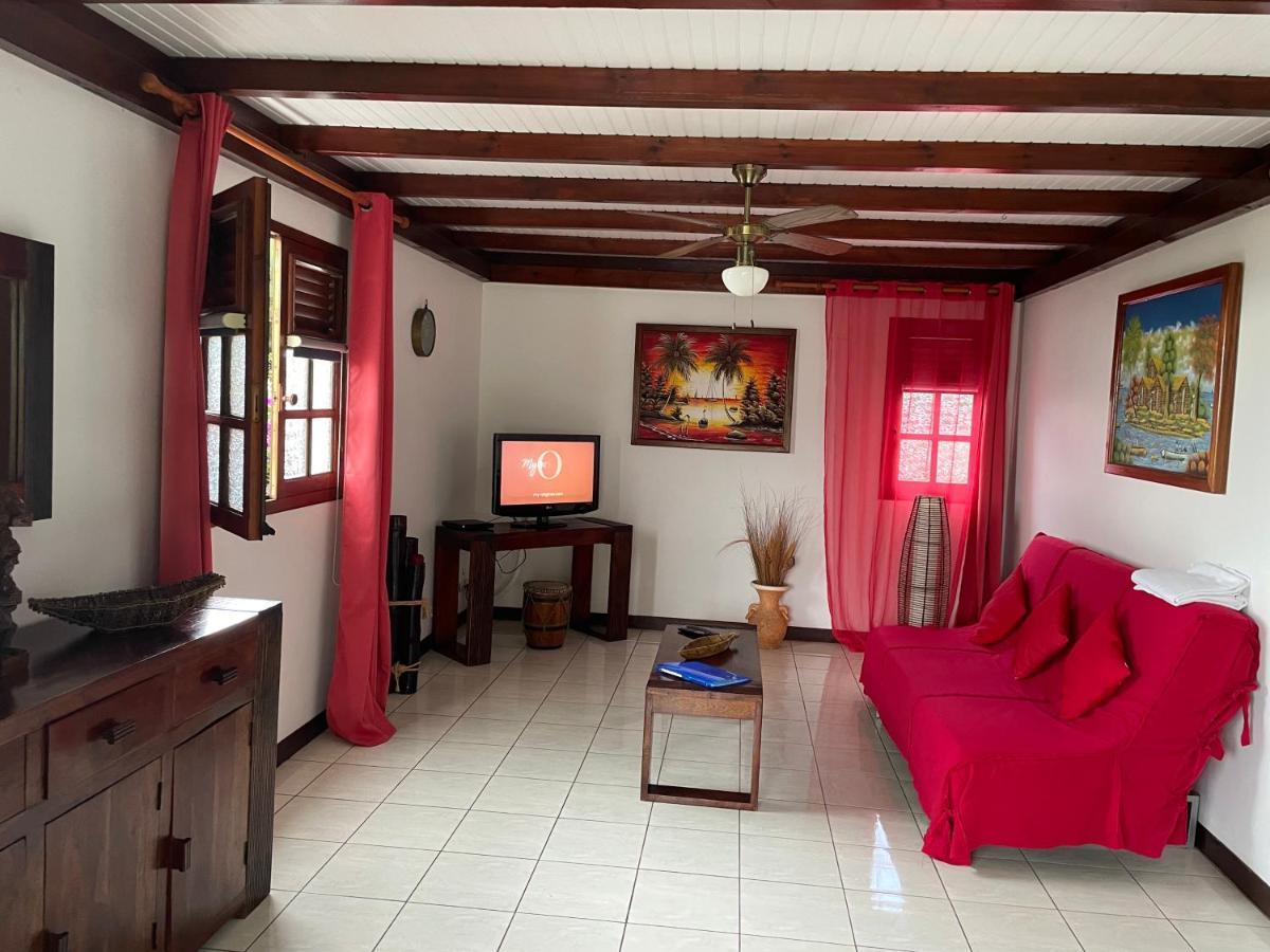 Les Villas Pameyaque 2 F2 Avec 1 Piscine Et 1 F3 Avec 1 Piscine, Superbe Vue Sur La Mer Riviere-Salee المظهر الخارجي الصورة