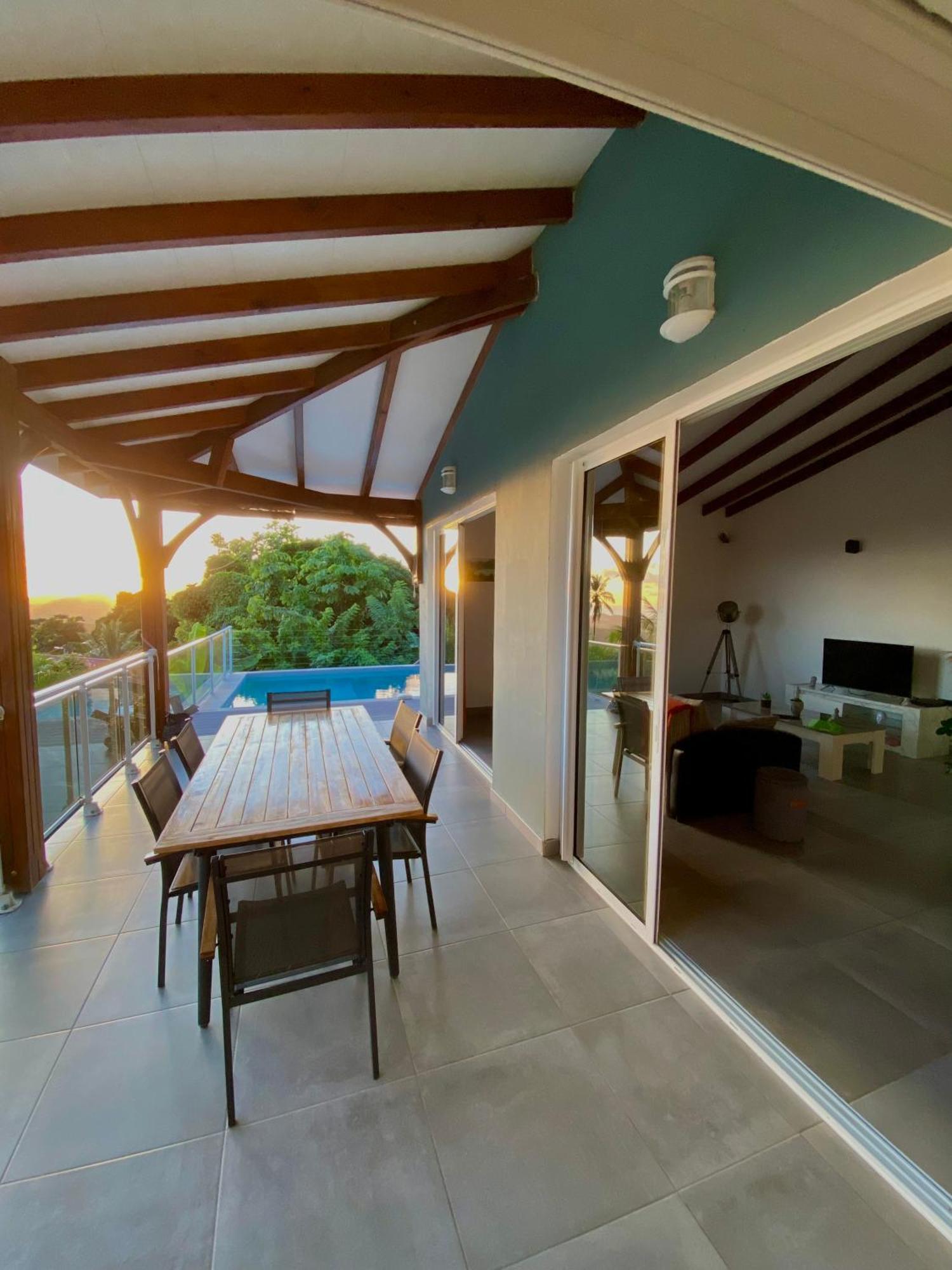 Les Villas Pameyaque 2 F2 Avec 1 Piscine Et 1 F3 Avec 1 Piscine, Superbe Vue Sur La Mer Riviere-Salee المظهر الخارجي الصورة