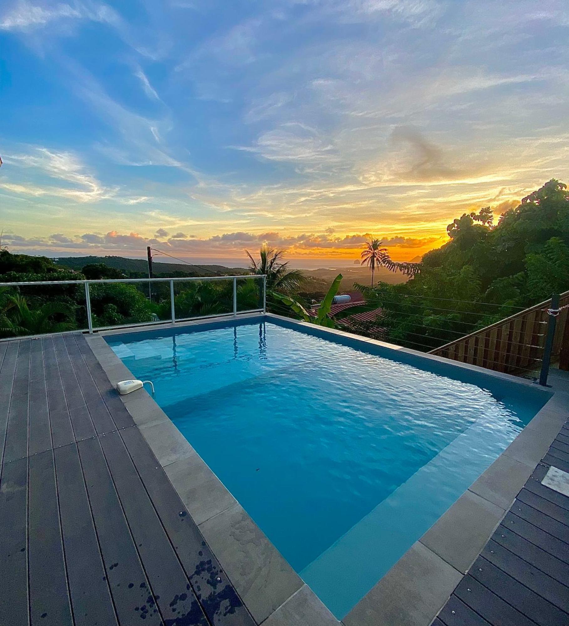 Les Villas Pameyaque 2 F2 Avec 1 Piscine Et 1 F3 Avec 1 Piscine, Superbe Vue Sur La Mer Riviere-Salee المظهر الخارجي الصورة